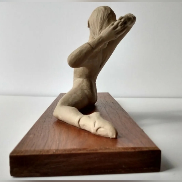 Vintage 70s Austin Productions Ballet Girl Statue Ceramic figurine 1978 dance - Picture 7 of 11